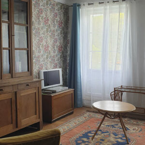 Salon (2) Salon (2)