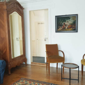 Salon (3) Salon (3)